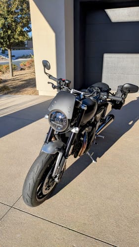 Customer photo review of Triumph Speed Twin 1200 Handmade Windscreen Kit - 2021-2024