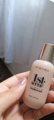 Customer photo review of BASE DE MAQUILLAJE LÍQUIDA 1ST SCENE