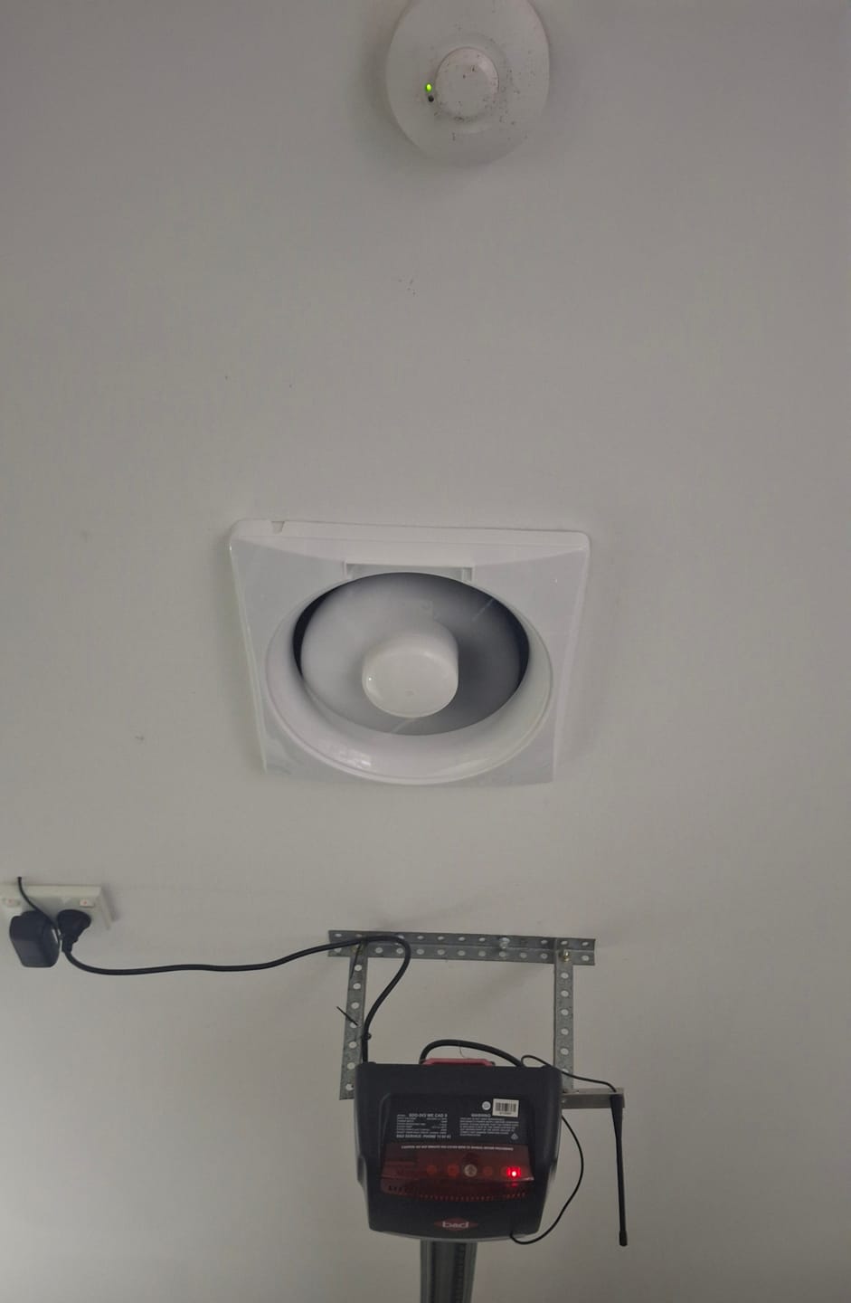 Customer photo review of Solar Powered Ventilation Fan Extractor Solar Exhaust Fan  Caravan Wall Mounted Kitchen