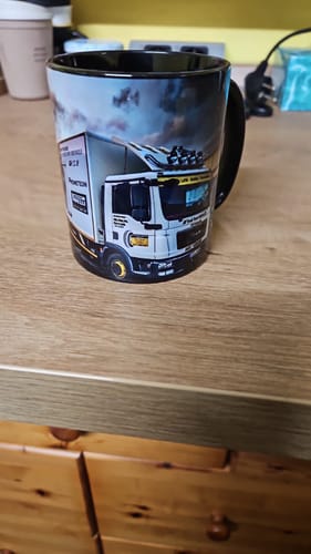 Customer photo review of TassenExpress - Becher Keramik Tasse mit Logo bedruckt 325ml Firmenlogo