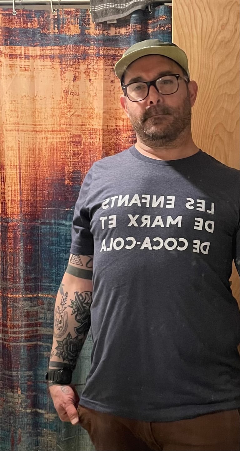Customer photo review of Godard: Les Enfants T-Shirt
