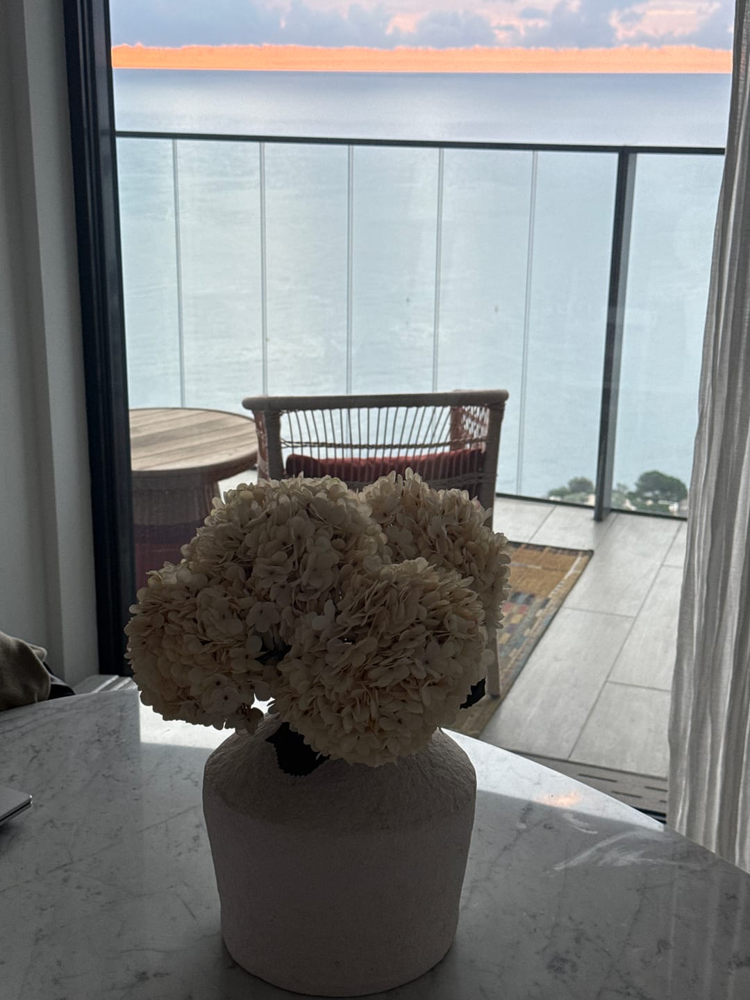 Customer photo review of Grande Hortensia (5 tiges) - Crème