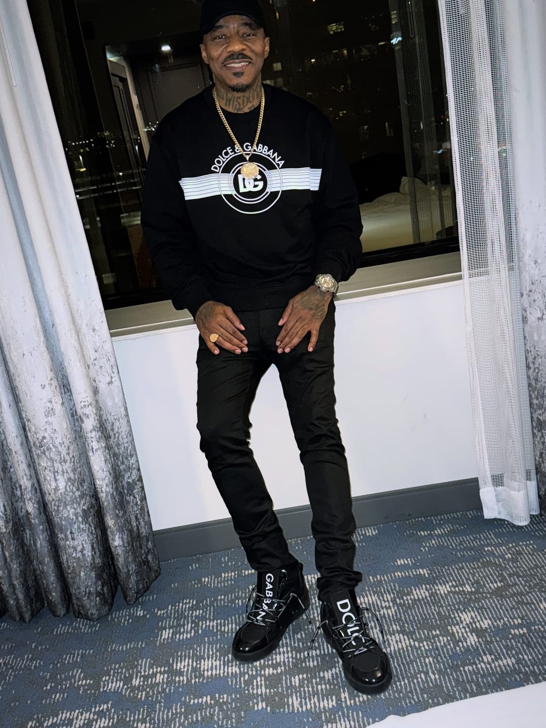 Customer photo review of Dolce & Gabbana Logo Print Sweatshirt