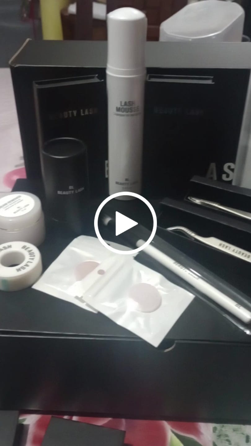 Customer video review of Kits de Extensiones de Pestañas