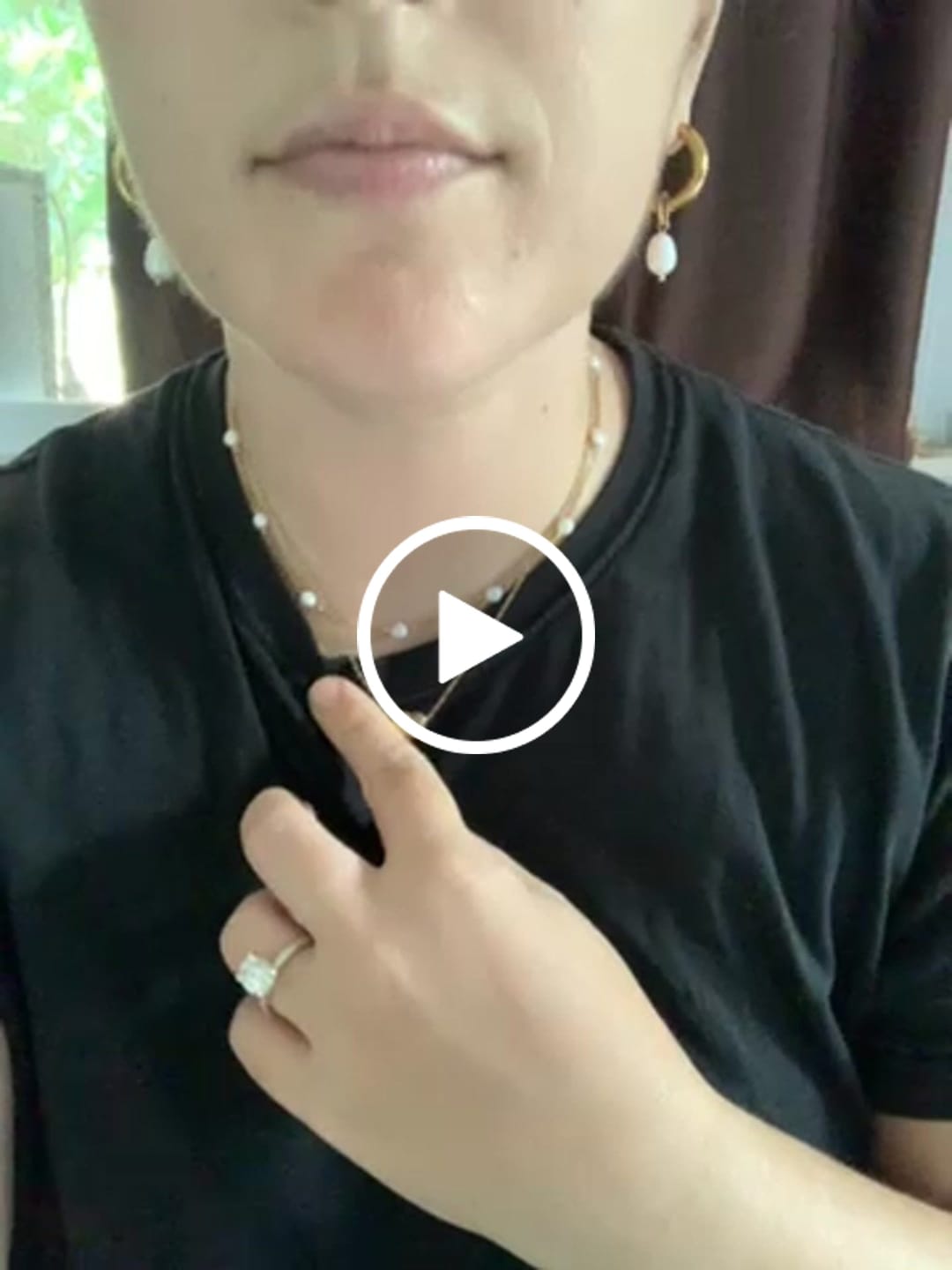 Customer video review of Laney Pearl Necklace