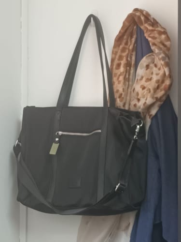 Reseña con foto de un cliente sobre Cartera De Hombro Notebook New Office