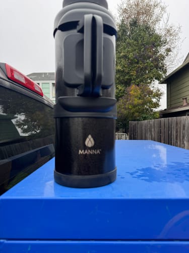 Customer photo review of 135 oz Titan Bottle
