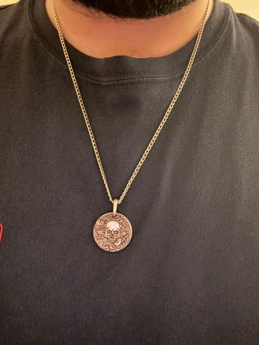 Customer photo review of Pendere | Memento Mori