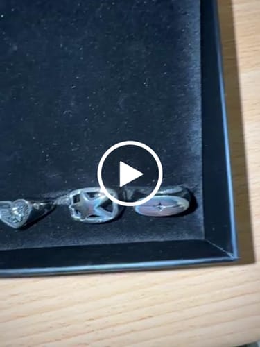 Customer video review of 3 Piece Jewellery Gift Set