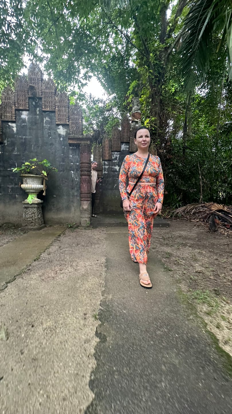 Customer photo review of Tan Through Beach Trousers