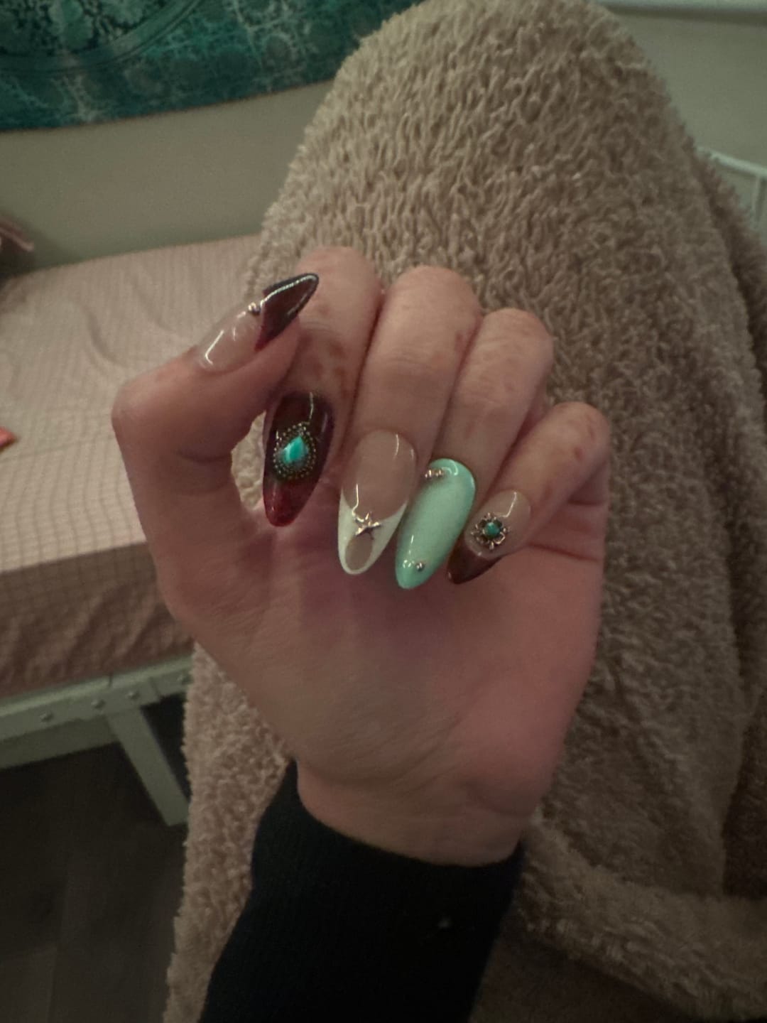 Customer photo review of Edgy Charming