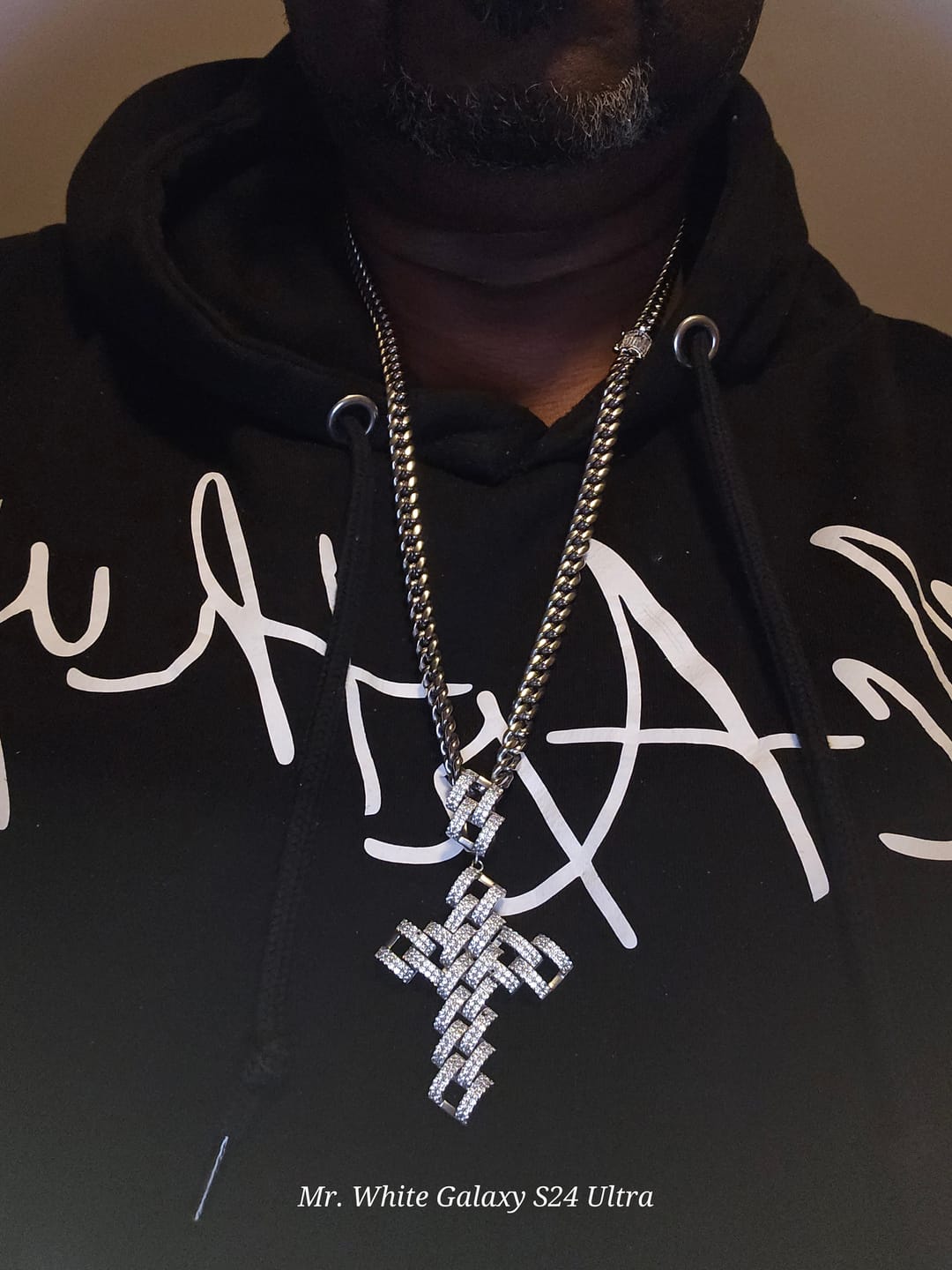 Customer photo review of Iced Clasp Miami Cuban Link Chain - White Gold