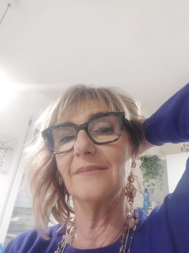 Customer photo review of Orecchini Enola