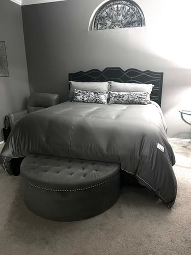 Customer photo review of The BRISA Over-Sized Summer Cooling Bedding Set