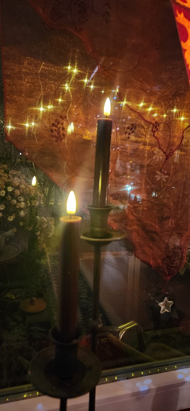 Customer photo review of LED Kronelys 2 stk, Ø 2 x 15 cm Bourgogne