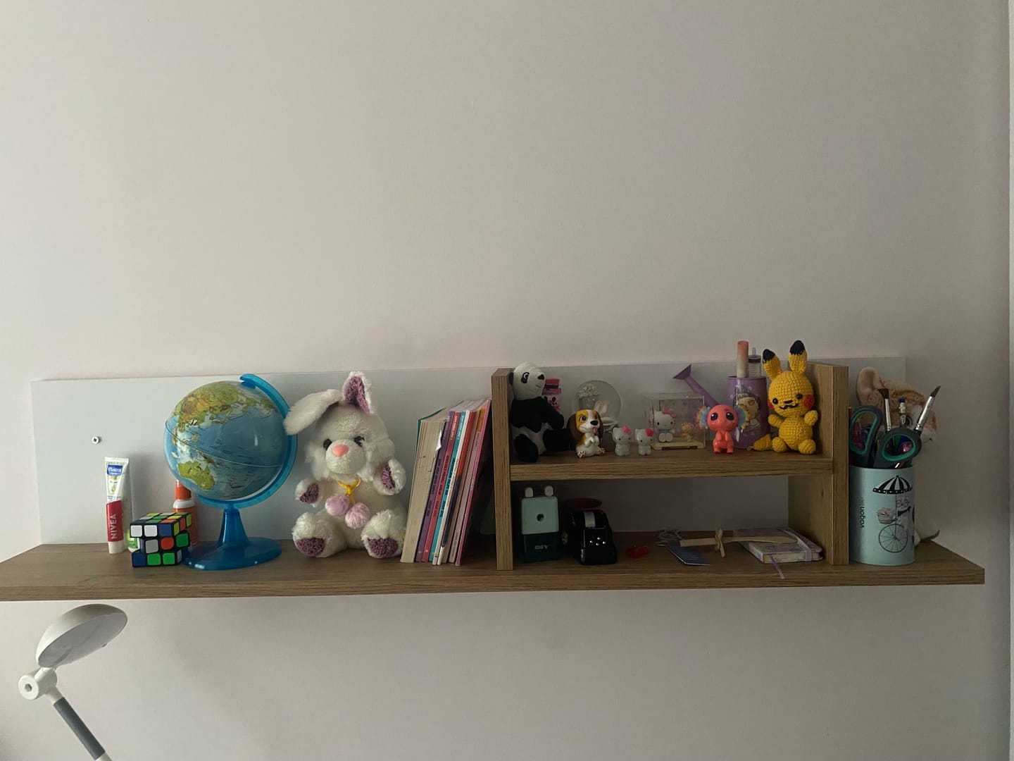 Customer photo review of Rani AE103 Dekoratif Duvar Rafı  Beyaz - Sepet Ceviz