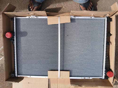 Customer photo review of Radiator for BMW 5 Series [E39] 523i / 528i / 530i / 540i – M52 / M54 / M62 – Manual – 1995–2004