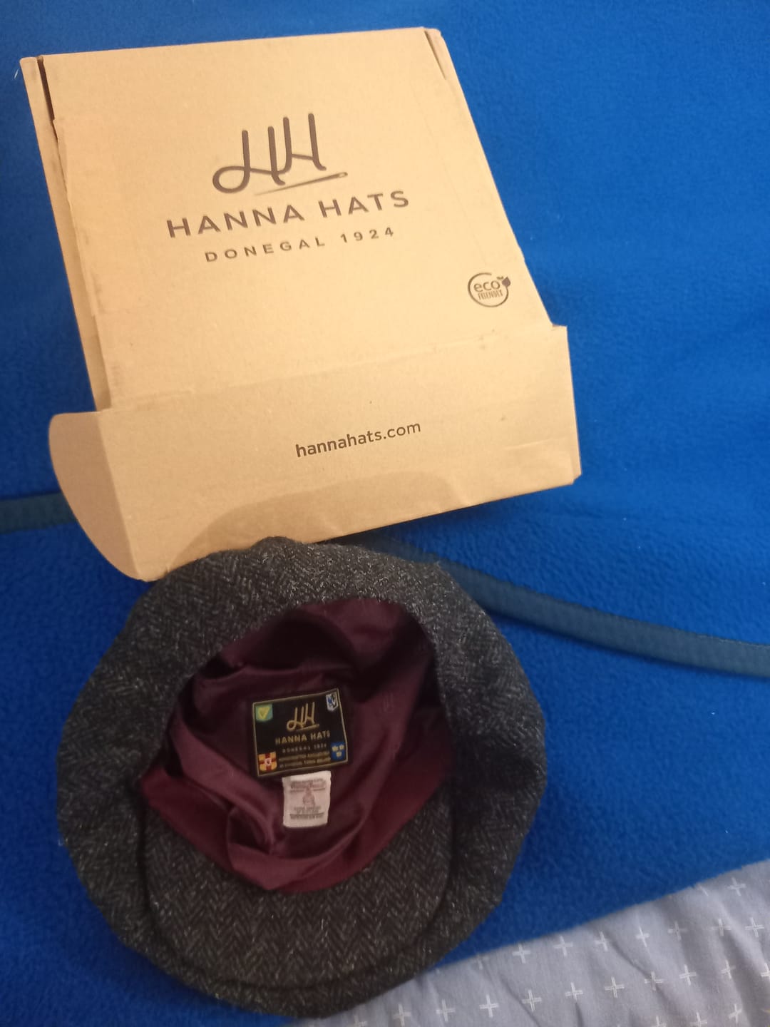 Customer photo review of Eight Piece Cap Tweed