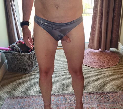 Customer photo review of 4 Pack ALLMIX Men's Sexy Seamless T-back Thongs