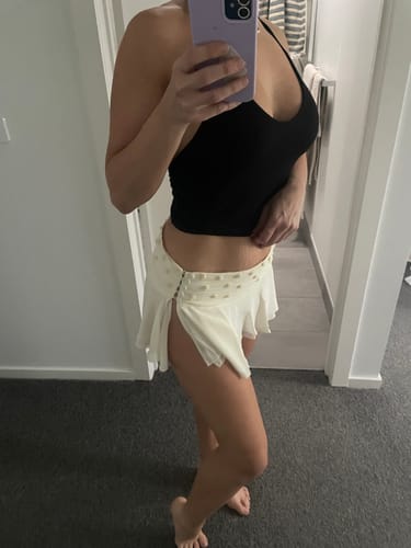 Customer photo review of Anne Floral Mini Skirt - Ivory