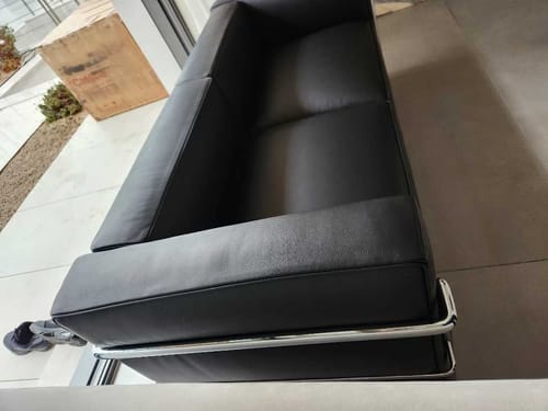 Customer photo of Cassina LC3 two-seater in room