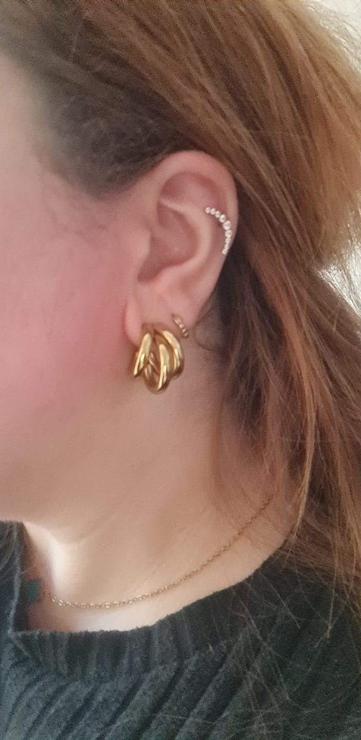 Customer photo review of Triple Ohrstecker | 18K vergoldet