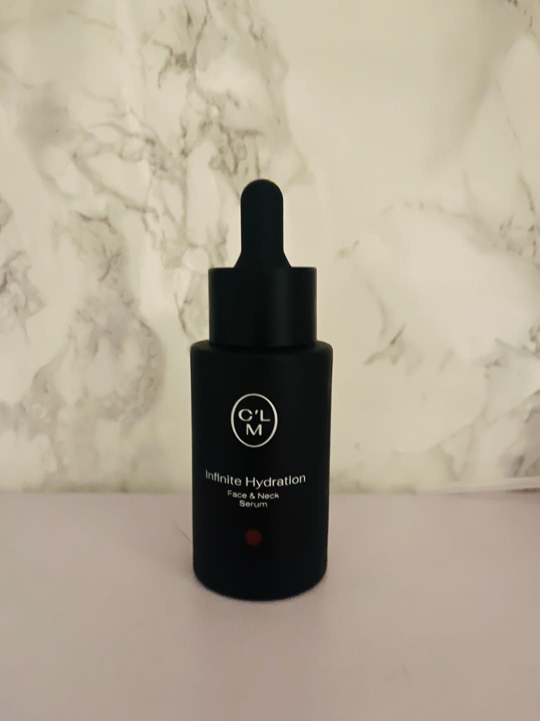 Customer photo review of Intensyviai drėkinantis veido ir kaklo serumas 30ml