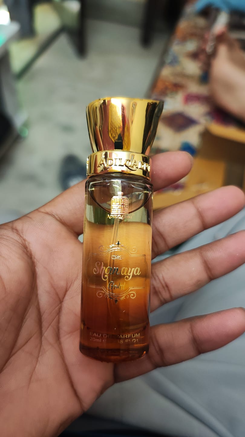 Customer photo review of Shanaya Gold Gourmand Perfume Spray 20ml