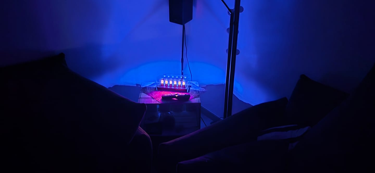 Customer photo review of EleksTube IPS Pro GEN3 Limited Edition 6-Bit Digital Clock