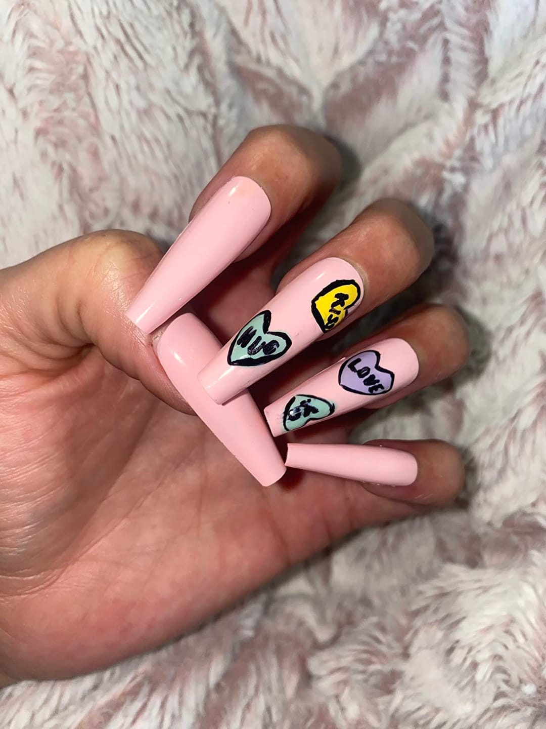 Customer photo review of 12 Colors Nail Marker Pen