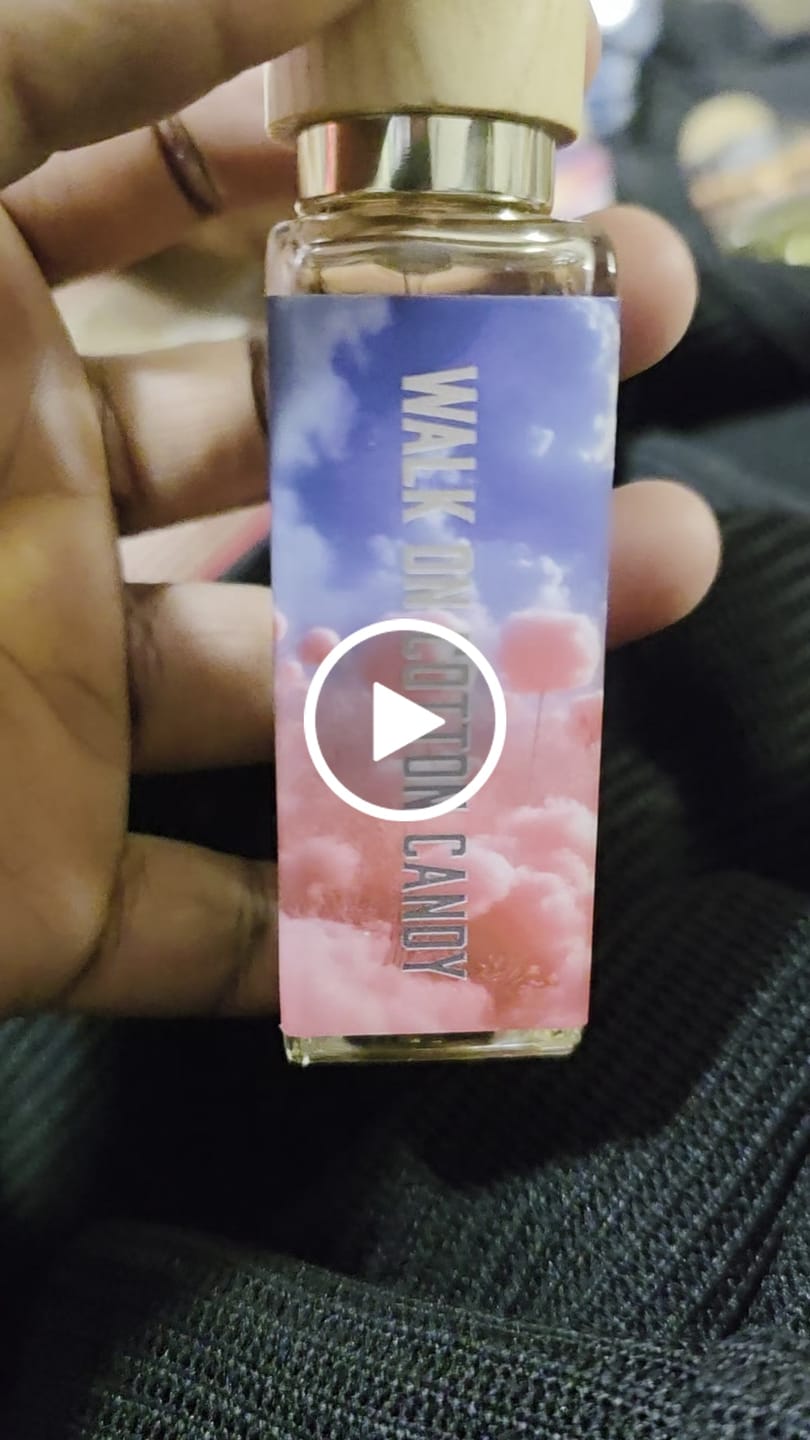 Customer video review of Walk On Cotton Candy
