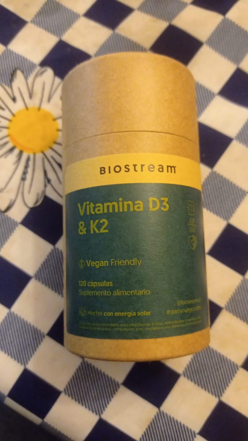 Customer photo review of Vitamina D3 & K2 120 Cápsulas Vegano
