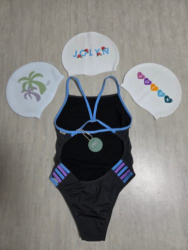 Customer photo review of LENNOX ONE PIECE || Carbon|Breeze