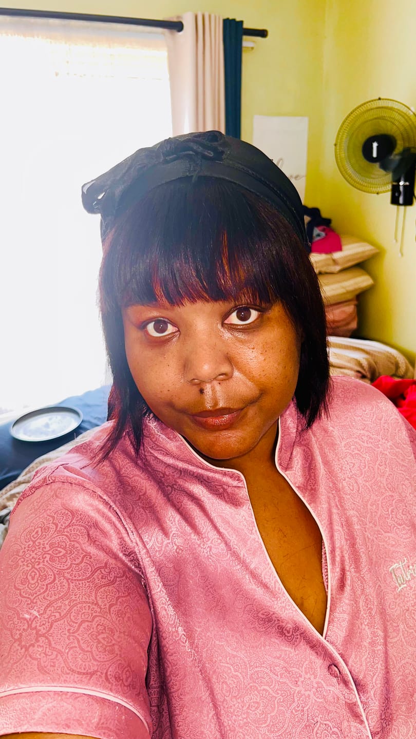 Customer photo review of Brazilian Fringe Bob - 8"