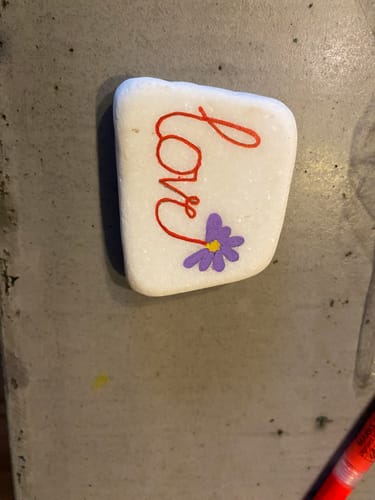 Customer photo review of Starterspakket Happy Stones + App om ze te volgen | Alles-in-1 | Stenen schilderen