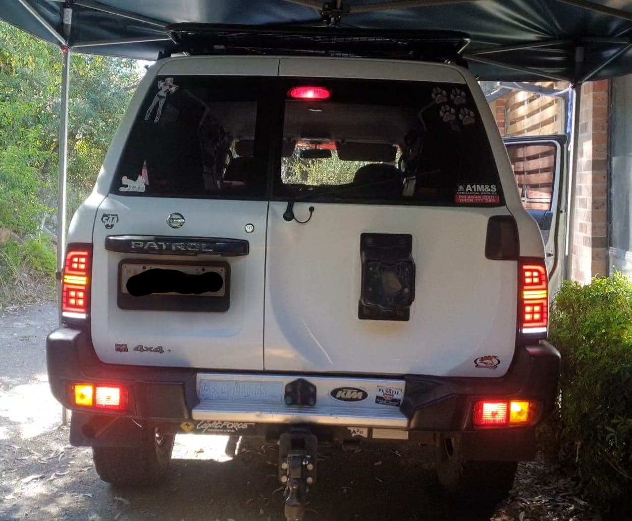Customer photo review of Nissan Gu Patrol Series 1 - 3 1998 - 2004 LED Tail Lights