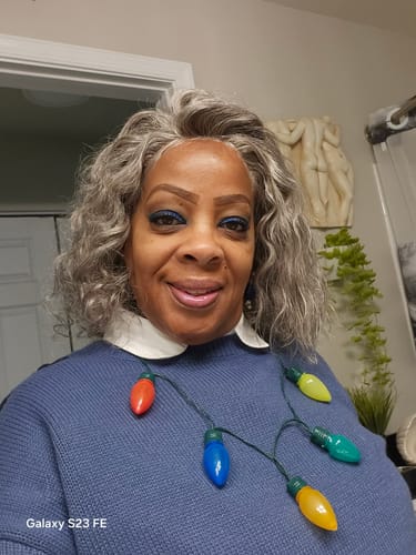 Customer photo review of Luvwin 5x5 Gentle  Curly Salt And Pepper Glueless Grey Color Pre-Cut Lace Bob Wig