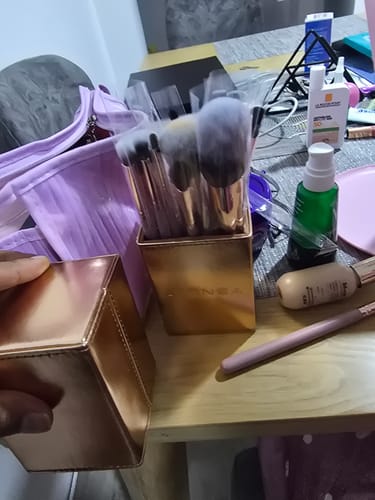 Customer photo review of KIT DE BROCHAS NAKED