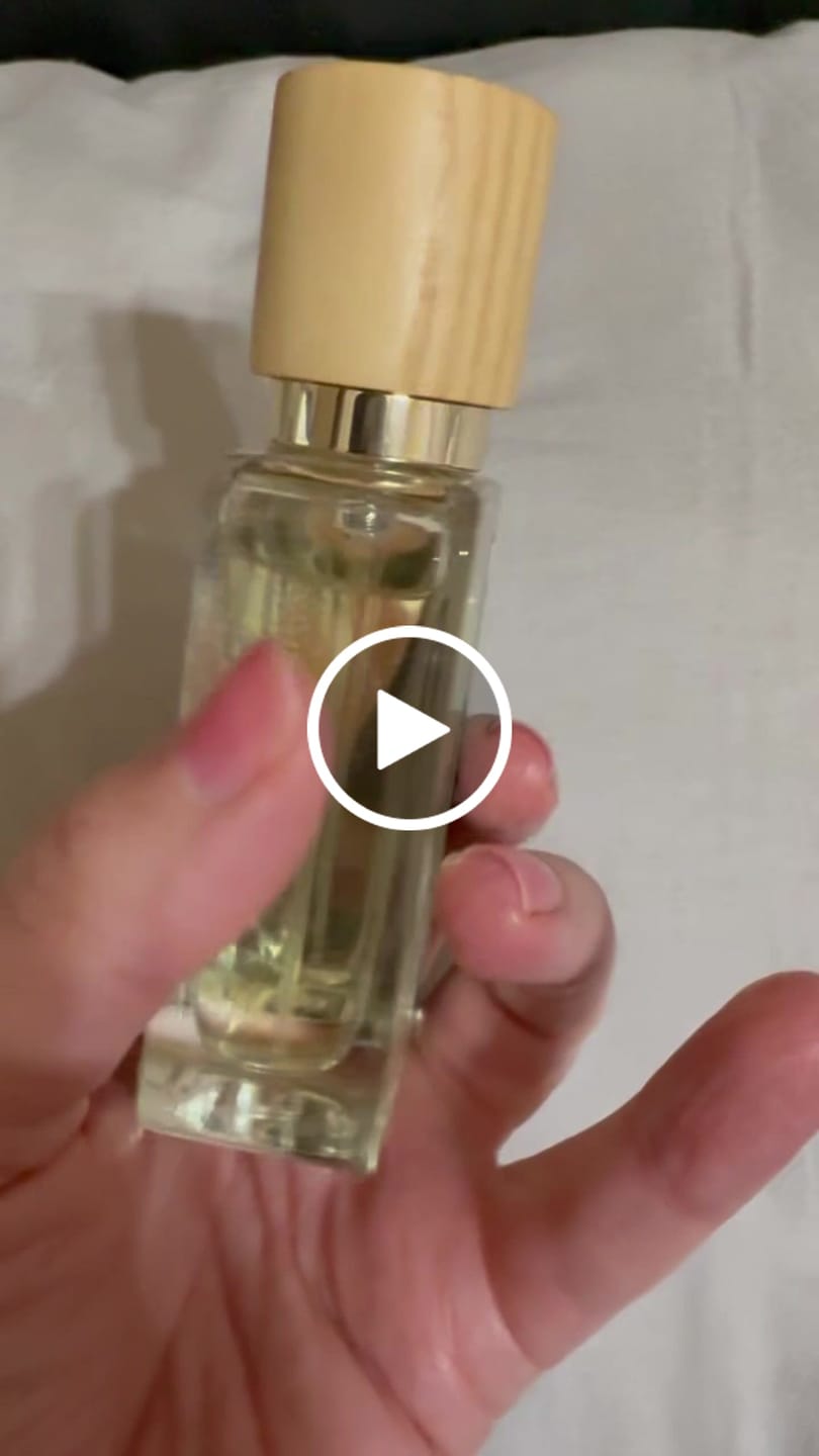 Customer video review of Sugared Violet & Sandalwood