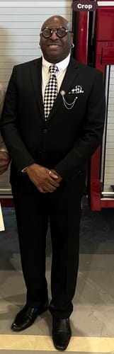 Customer photo review of Ties2you Mens Plaid Tie Black Silver Silk Formal Necktie Hanky Cufflinks Set