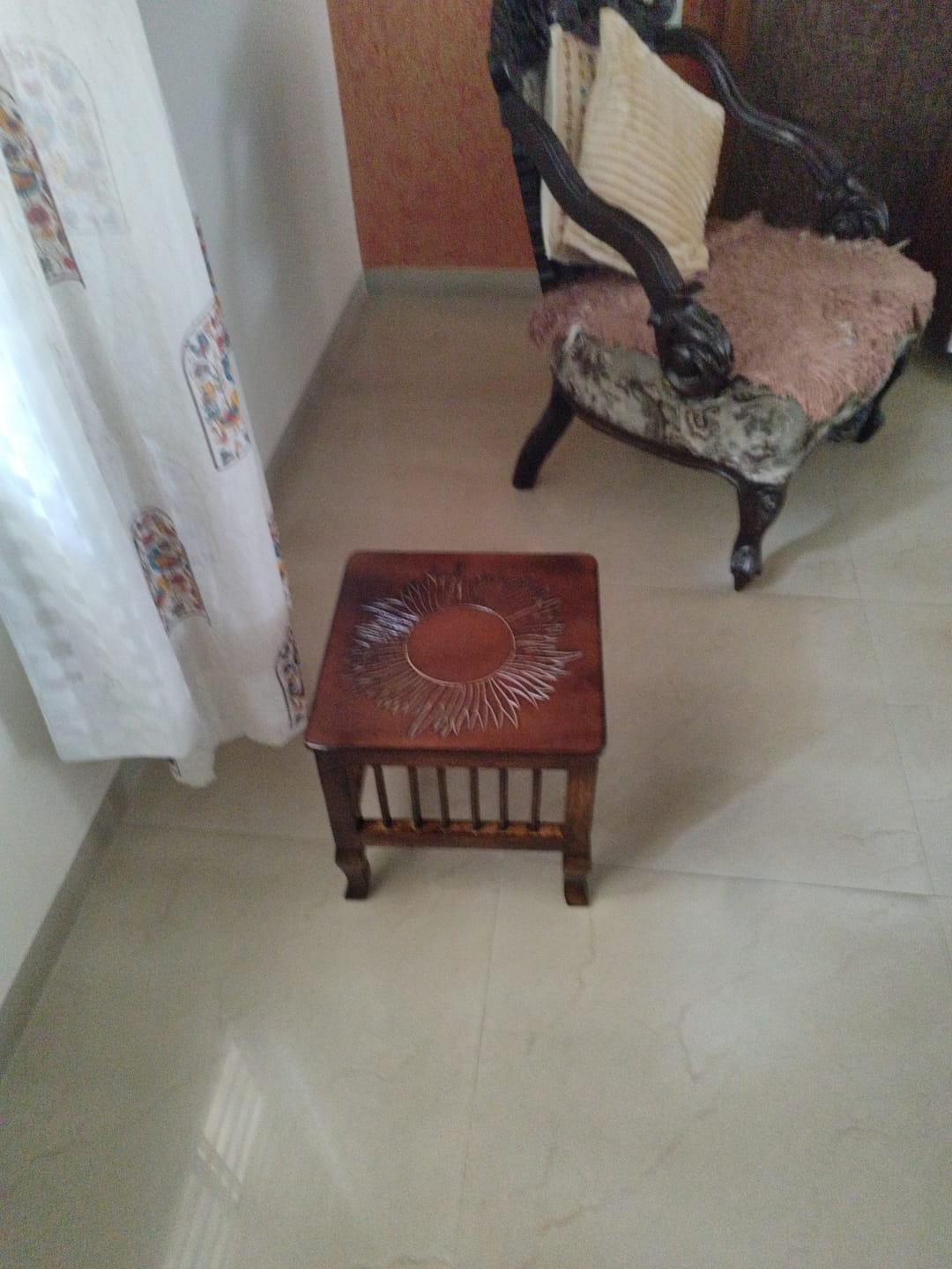 Customer photo review of Mango Wood Walnut Finish Handmade Carving Classic Side Table for Living Room