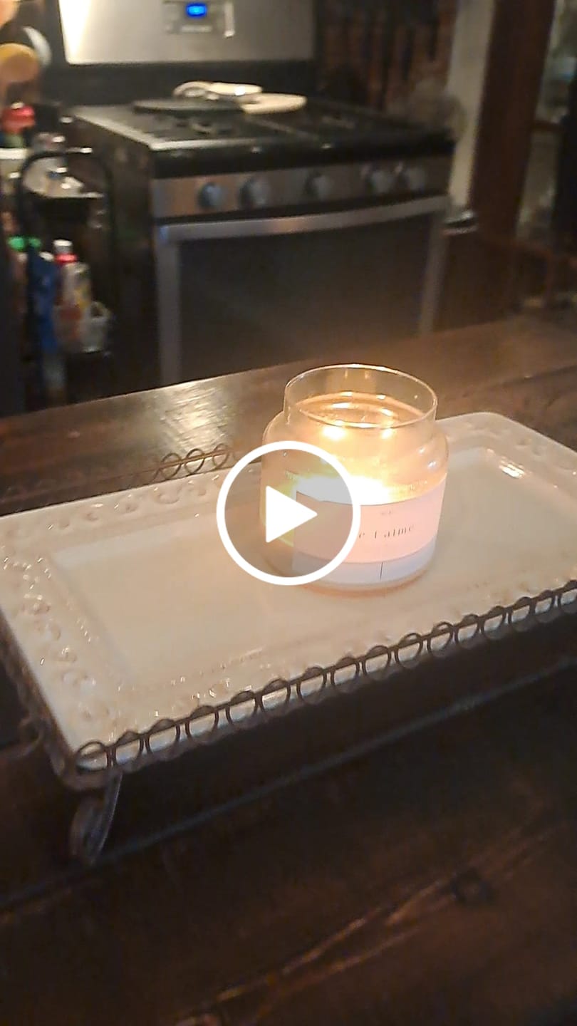 Customer video review of Palo Santo 22 OZ GLASS CANDLE