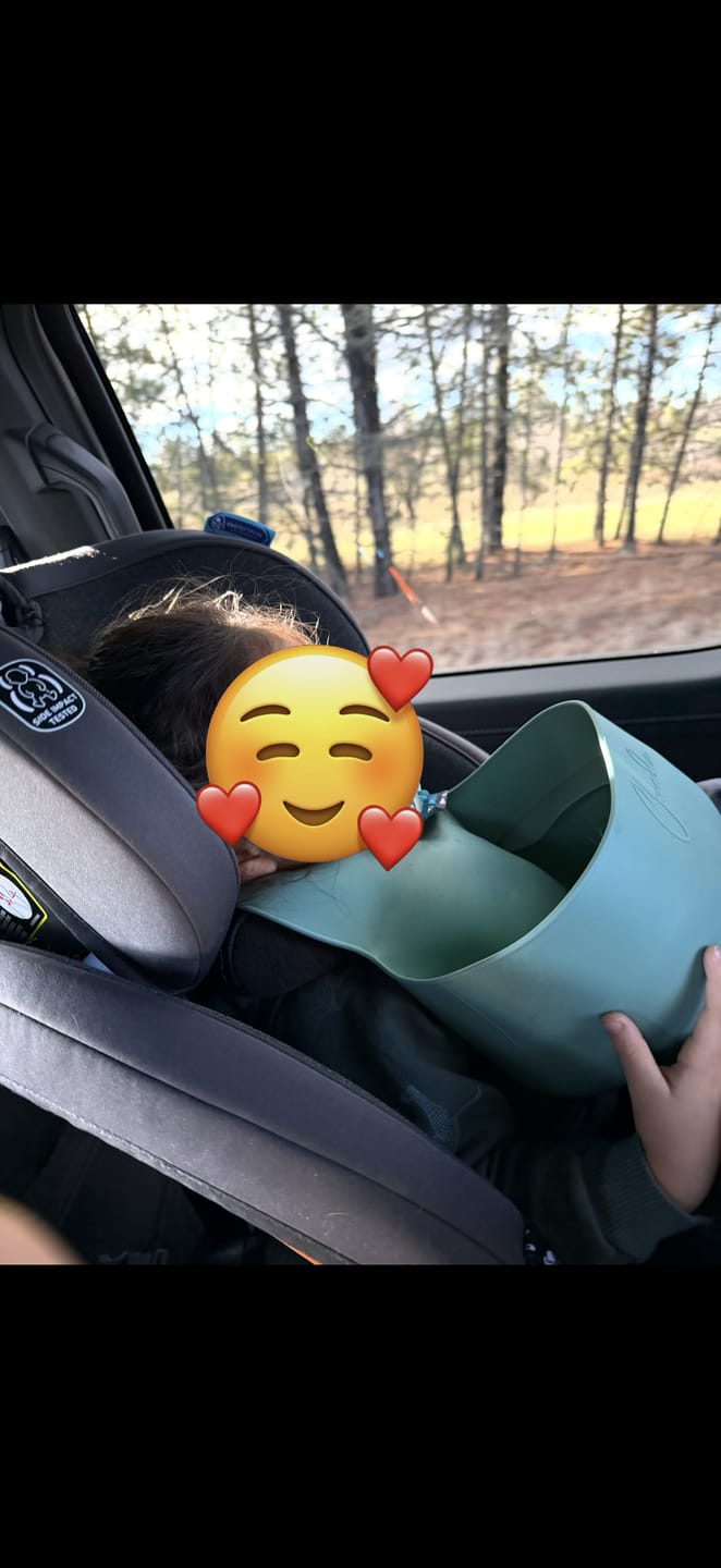 Customer photo review of Green Chundee Bib