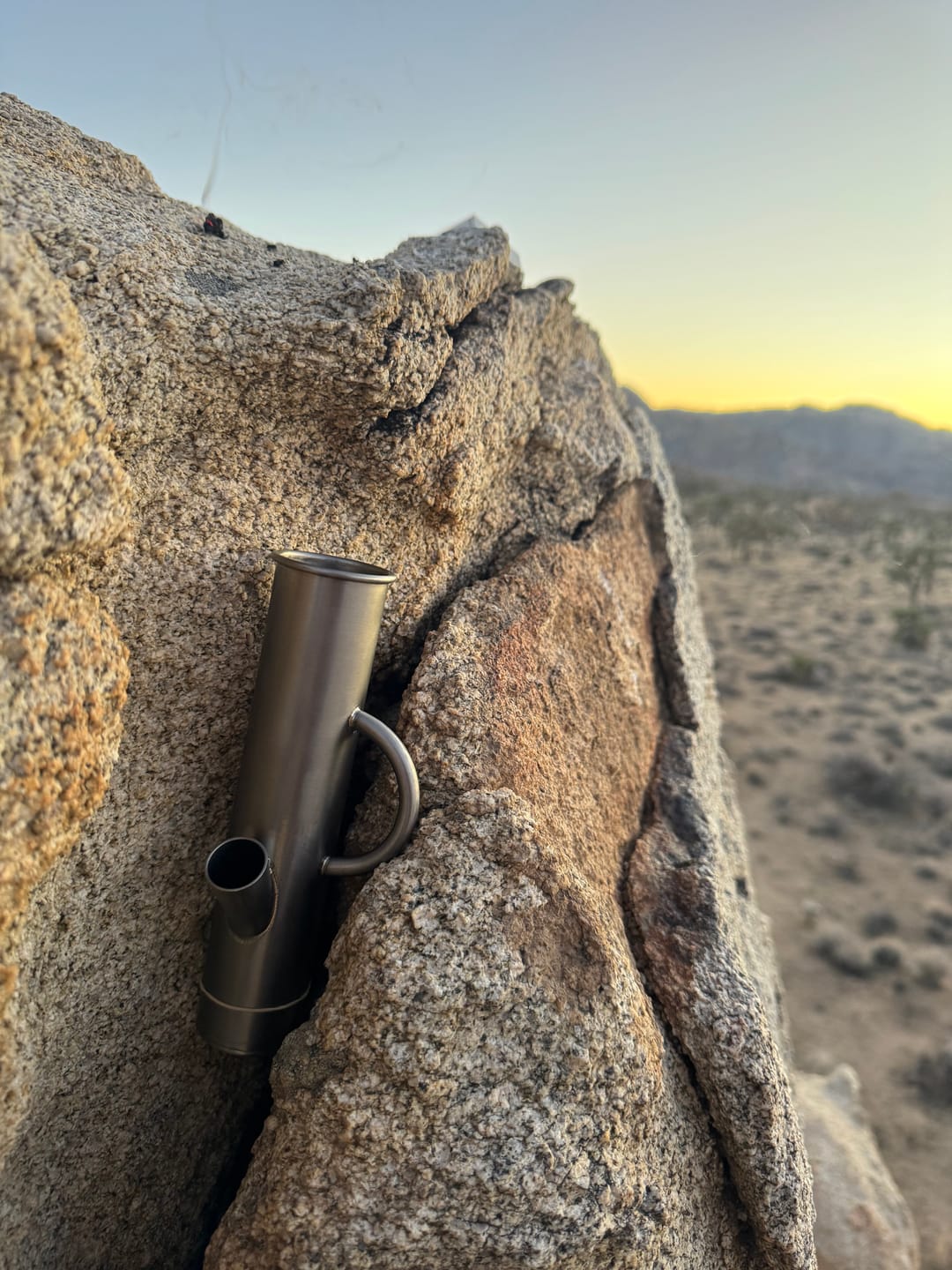 Customer photo review of DangleBong™️ Titanium Water Pipe