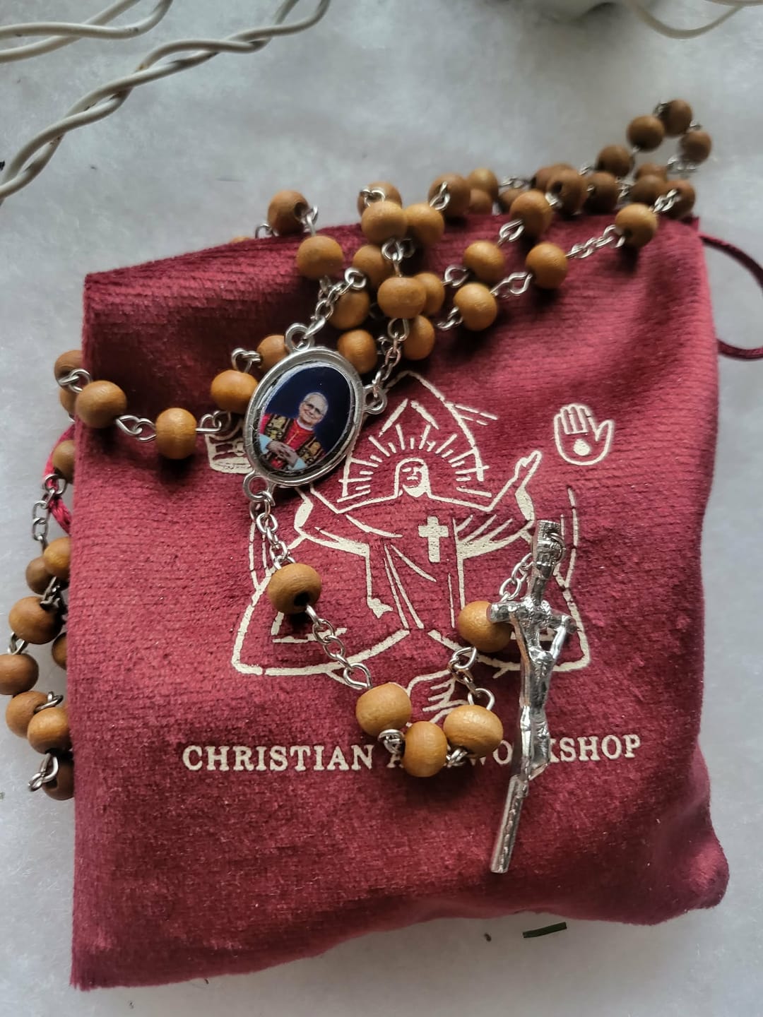 Customer photo review of FREE Today: Pope Leo XIV Red Wood Beads Rosary Commemorating: A Spiritual Treasure