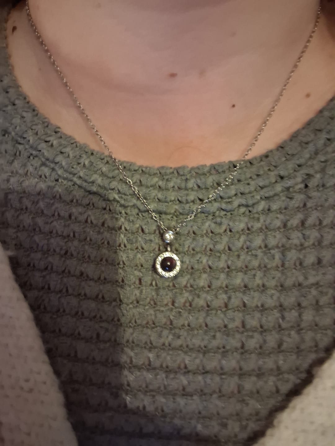 Customer photo review of Halo Photo Necklace
