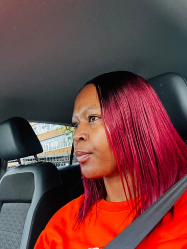 Customer photo review of 2X6 OMBRE CHOC BROWN VIETNAMESE SDD BONE STRAIGHT WIGS