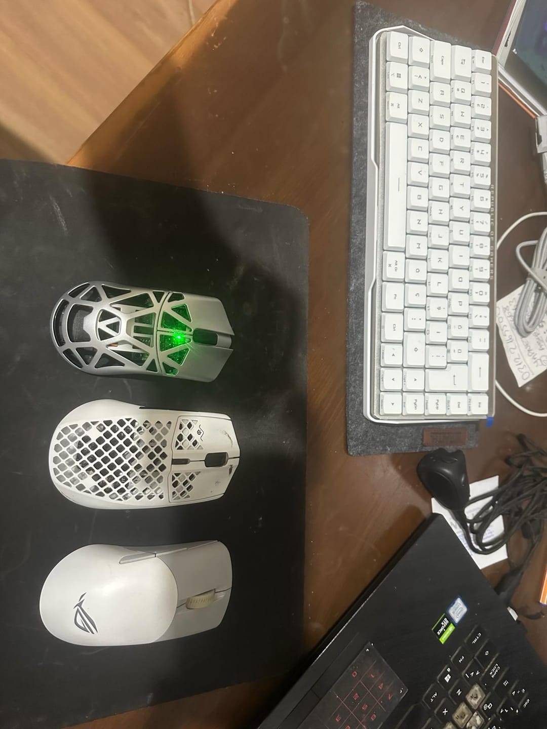 Customer photo review of WLMouse Beast X Mini Pro Magnezyum Wireless Mouse
