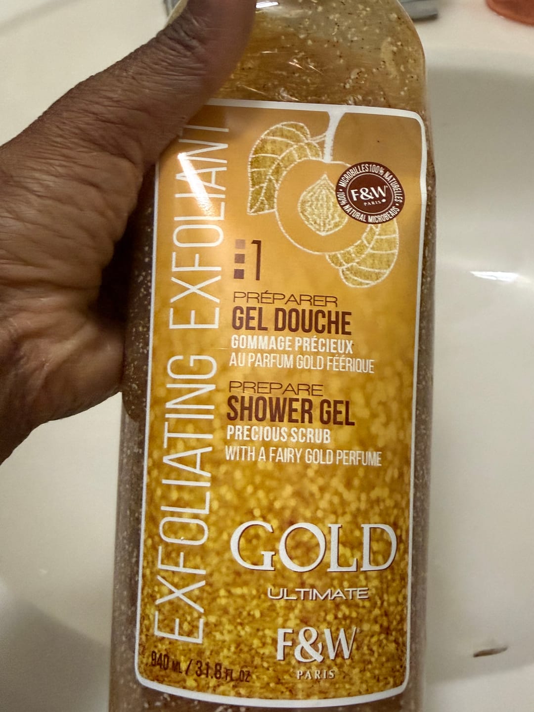 Customer photo review of Fair and White 1: Gold Exfoliating Shower Gel Scrub 940ml / 31.8fl.oz