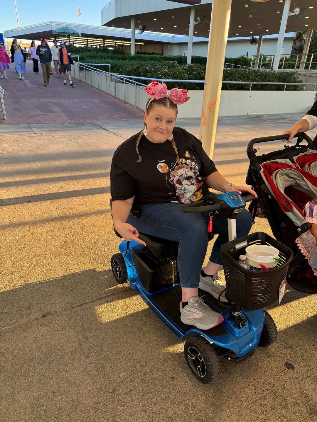 Customer photo review of Multiday Rental 4 Wheel 400 Pound Capacity Scooter